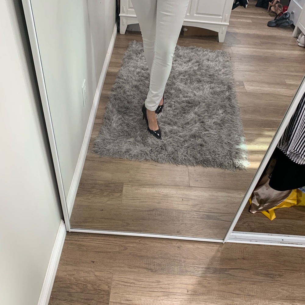 Withe Jeans - Picture 2 of 5